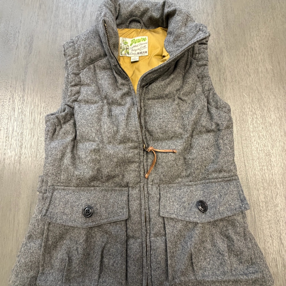 Eddie Bauer Women’s Charcoal-Yukon Model- 550 fill